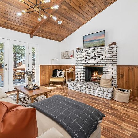 Yellow Pine Lodge - Charming Cottage Style Cabin With Peak-A-Boo Lake And Mountain Views Big Bear Lake Buitenkant foto