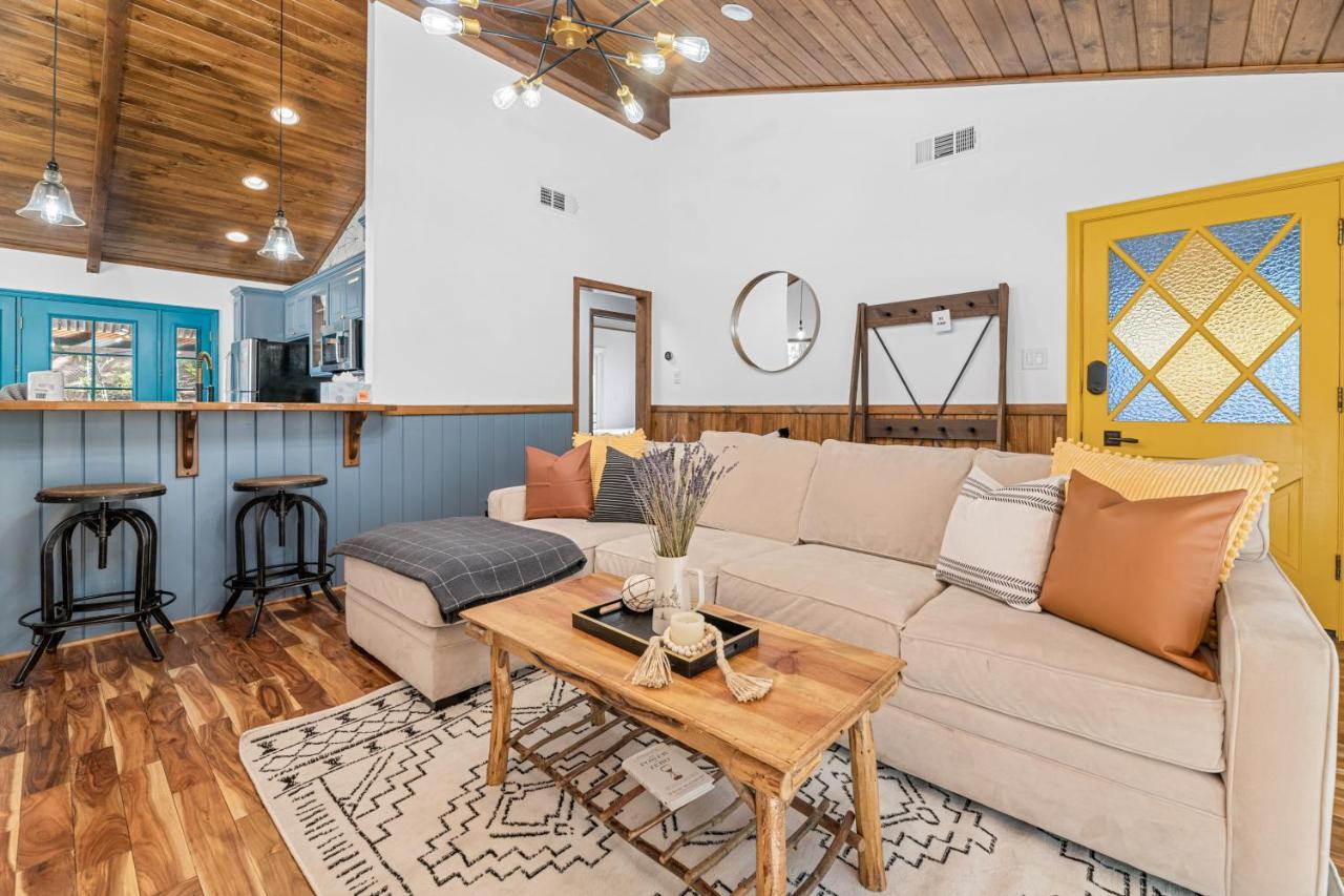Yellow Pine Lodge - Charming Cottage Style Cabin With Peak-A-Boo Lake And Mountain Views Big Bear Lake Buitenkant foto