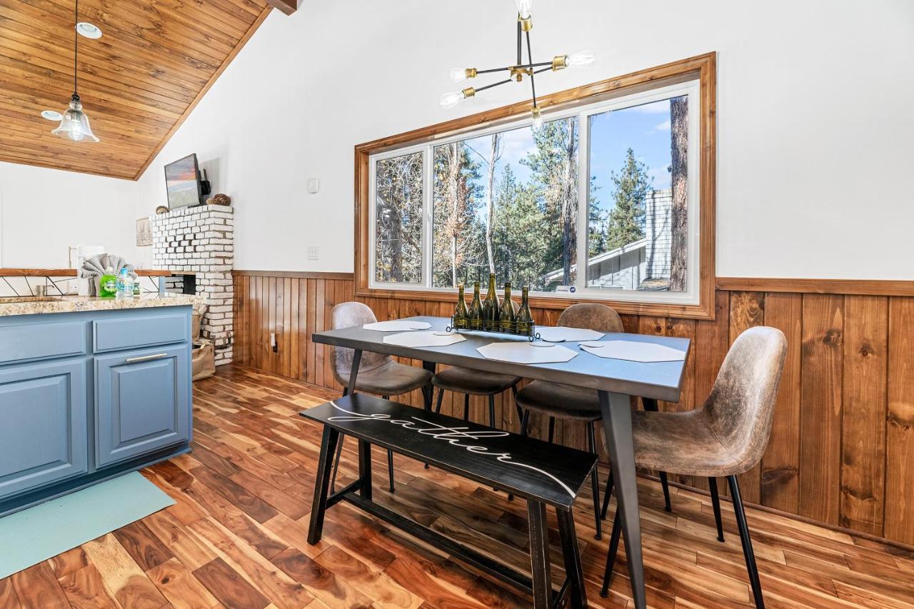 Yellow Pine Lodge - Charming Cottage Style Cabin With Peak-A-Boo Lake And Mountain Views Big Bear Lake Buitenkant foto